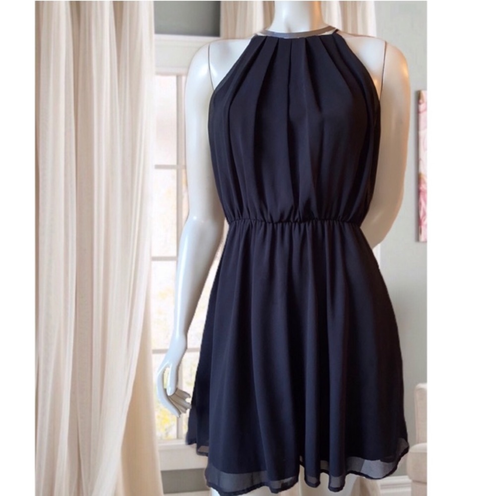 TRAC USA SIZE XLarge BLACK HALTER SHORT DRESS